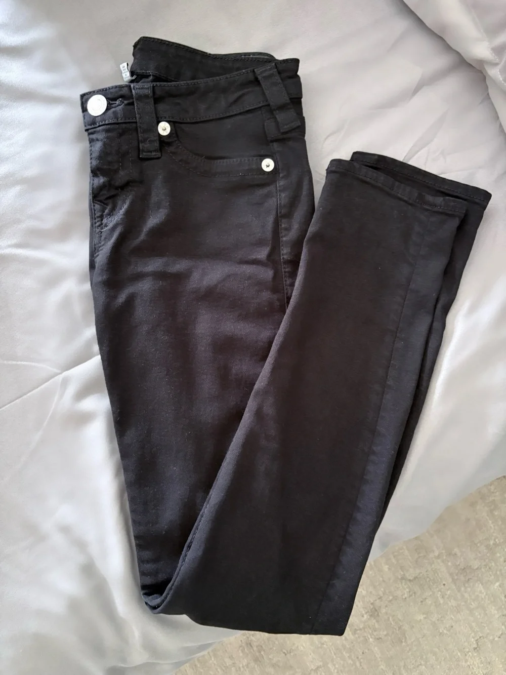 True Religion Women's Dark Black Skinny Jeans with Signature Stitch - Picture 2 of 3